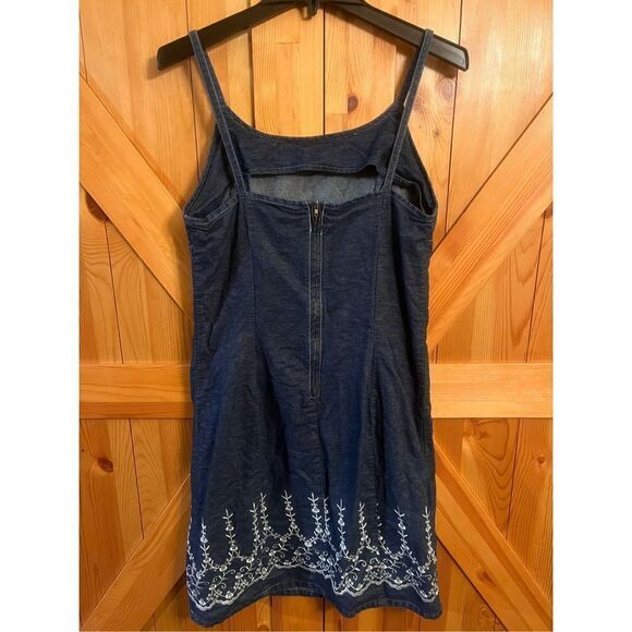 Forenza jean dress size 14 ￼(1578) - Picture 4 of 5